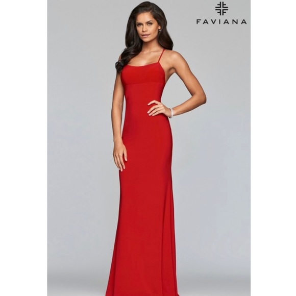 Faviana Dresses & Skirts - Dress Faviana Dresses & Skirts - Dress